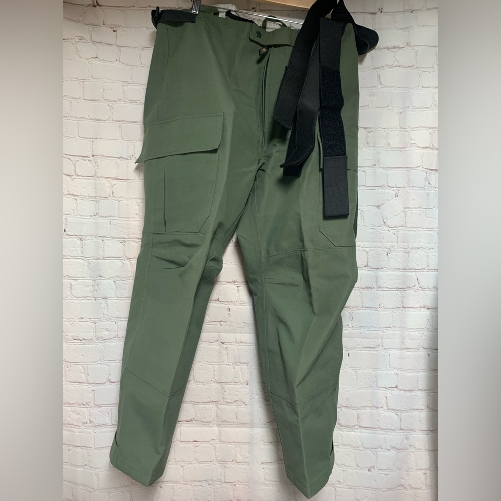 NWOT Military GORE-TEX Olive Cargo Pants Size L - Picture 7 of 8